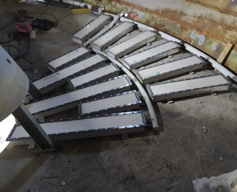 Silo kaynatma sistemi, silo fluidizasyon sistemi, silo hava yastığı, silo aerasyon, silo havalandırma, silo hava kanalları, silo hava püskürtme, silo boşaltma sistemi, silo tahliye sistemi, hava yastıklı silo, air pad system, silo hava enjeksiyonu, air injection system, silo tıkanma önleme, silo blockage prevention, çimento silo kaynatma, cement silo fluidization, maden silo kaynatma, mining silo aeration, endüstriyel silo hava sistemi, industrial silo air system, silo kaynatma paneli, fluidization panel, silo hava nozulu, air nozzle system, silo akış kontrolü, material flow control, silo havalandırma kanalı, aeration duct, silo basınçlı hava sistemi, silo compressed air system, silo kaynatma ekipmanları, fluidization equipment, silo kaynatma montajı, fluidization system installation, silo kaynatma bakımı, fluidization system maintenance, silo kaynatma revizyonu, fluidization system revision, silo kaynatma modernizasyonu, fluidization system modernization